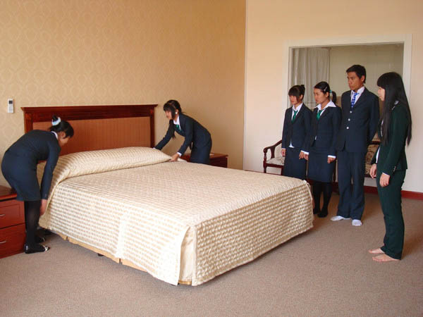 Lưu ý khi làm công việc khách sạn tại Nhật.