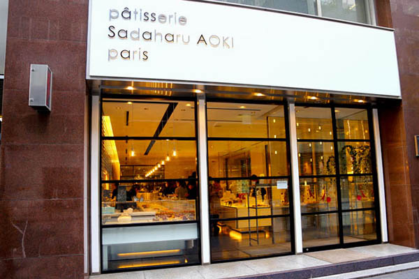 Patisserie Sadaharu Aoki Paris là tiệm bánh được kết hợp bởi nghệ thuật làm bánh của Nhật Bản và Pháp.